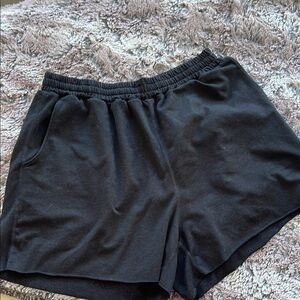 Vuori Women's Black Super Soft Shorts